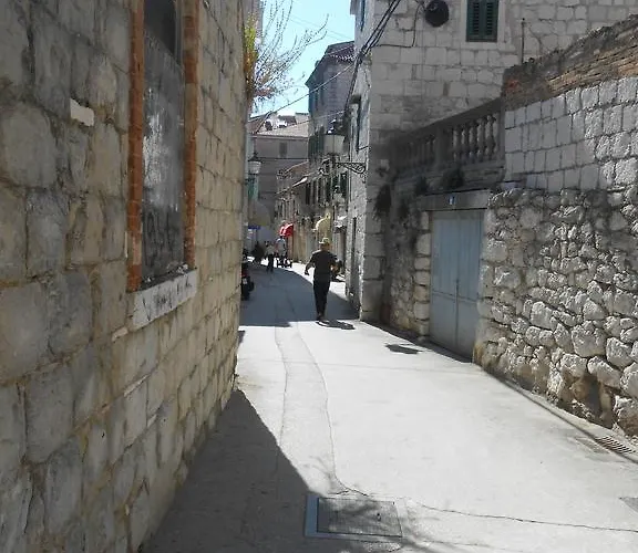 Downtown Nora Apartman *