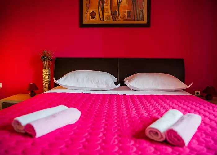 Downtown Nora * Split